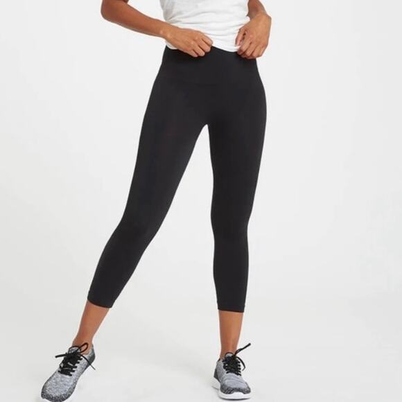 Spanx Look at Me Now Black Cropped Leggings - Picture 1 of 6